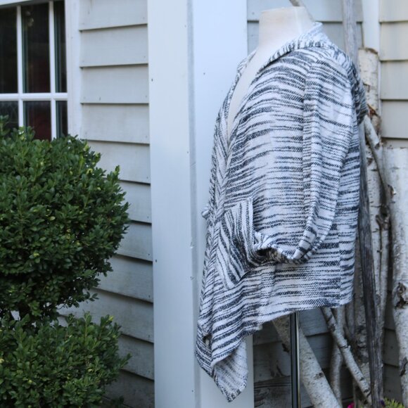 Bella Luxx White w Black Blanket Stripe Draped Waterfall Open Hooded Cardigan S - Picture 4 of 8